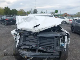 2016 Cadillac Escalade Platinum z VIN 1GYS4DKJ2GR316025, wystawiony jako IAAI lot #42039284 z przebiegiem Nie podano mil oraz . Historia ofert i sprzedaży dostępna na DreamBid. Obrazek 11.