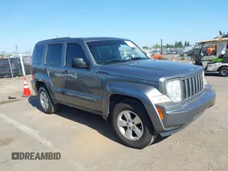 2012 Jeep Liberty Sport z VIN 1C4PJLAK2CW171556, wystawiony jako IAAI lot #42322664 z przebiegiem 177 947 mil mil oraz . Historia ofert i sprzedaży dostępna na DreamBid. Obrazek 1.