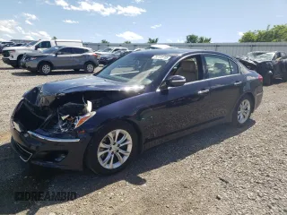 2013 Hyundai Genesis 3.8L z VIN KMHGC4DDXDU235932, wystawiony jako Copart lot #57728705 z przebiegiem 140 778 mil mil oraz Szkoda całkowita • Salvage title. Historia ofert i sprzedaży dostępna na DreamBid. Obrazek 1.