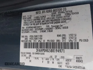2011 Ford Fusion SE with VIN 3FAHP0HG5BR194971, listed as a IAAI auction lot 42038454 with 133,092 mi miles. Bid and sale history available at carsss.com. Image 9.