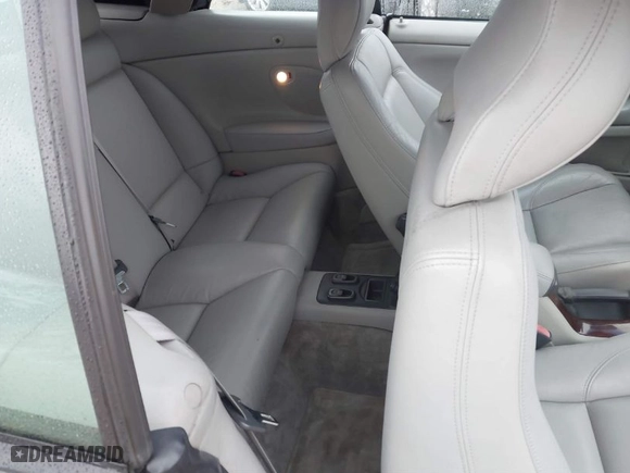 2004 Volvo C70 with VIN YV1NC63D44J050103, listed as a IAAI auction lot 41724817 with NaN miles. Bid and sale history available at carsss.com. Image 8.