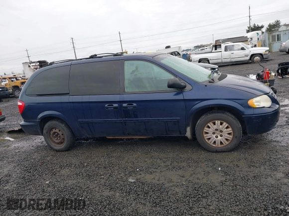 2006 Chrysler Town & Country LX with VIN 2A4GP44R46R800898, listed as a IAAI auction lot 41465720 with 215,423 mi miles and . Bid and sale history available at DreamBid. Image 13.