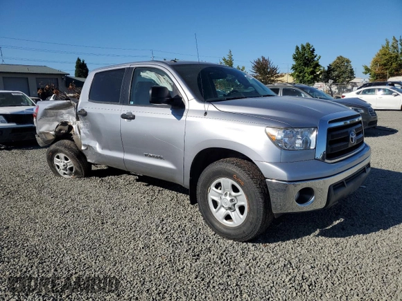 2012 Toyota Tundra 4WD Truck with VIN 5TFDM5F14CX035946, listed as a Copart auction lot 69534764 with 33,668 mi miles and Salvage Title. Bid and sale history available at carsss.com. Image 4.