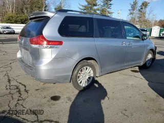 2013 Toyota Sienna XLE AAS z VIN 5TDYK3DC1DS389687, wystawiony jako Copart lot #44355905 z przebiegiem 188 780 mil mil oraz Szkoda całkowita • Salvage title. Historia ofert i sprzedaży dostępna na DreamBid. Obrazek 3.