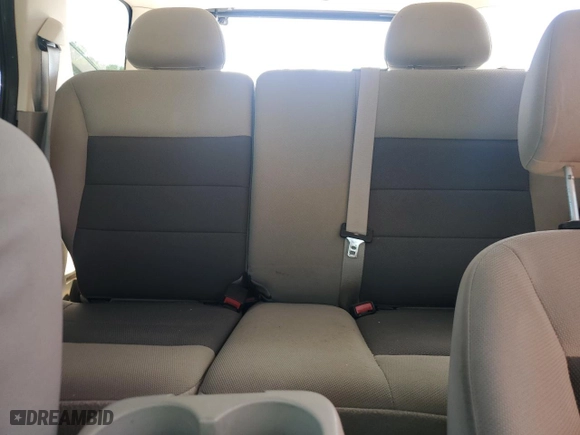 2008 Ford Escape XLT with VIN 1FMCU031X8KA77833, listed as a Copart auction lot 52677714 with 218,934 mi miles and Non Repairable. Bid and sale history available at carsss.com. Image 10.