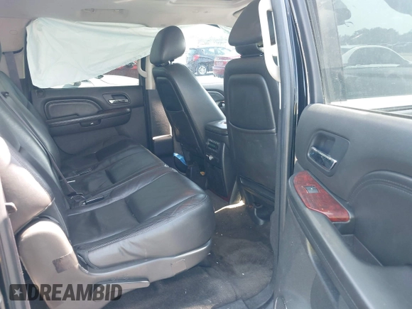 2014 Cadillac Escalade ESV Luxury with VIN 1GYS4HEF6ER130936, listed as a IAAI auction lot 42232487 with 156,967 mi miles and . Bid and sale history available at DreamBid. Image 8.
