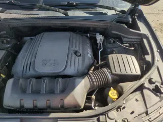 2019 Jeep Grand Cherokee Overland z VIN 1C4RJFCT8KC635899, wystawiony jako Copart lot #61304775 z przebiegiem 79 461 mil mil oraz Szkoda całkowita • Salvage title. Historia ofert i sprzedaży dostępna na DreamBid. Obrazek 17.