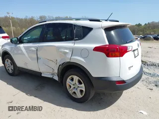 2015 Toyota RAV4 LE with VIN JTMBFREV4FJ039662, listed as a IAAI auction lot 42098292 with 161,534 mi miles. Bid and sale history available at carsss.com. Image 3.