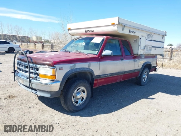1994 Dodge Dakota z VIN 1B7GG23Y4RS589157, wystawiony jako IAAI lot #41869916 z przebiegiem 122 140 mil mil oraz . Historia ofert i sprzedaży dostępna na DreamBid. Obrazek 2.