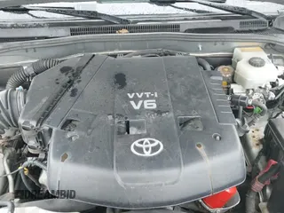2004 Toyota 4Runner SR5 with VIN JTEBU14R240023681, listed as a IAAI auction lot 41870146 with 214,015 mi miles and . Bid and sale history available at DreamBid. Image 20.