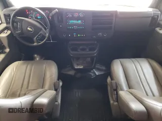 2022 Chevrolet Express Passenger LS with VIN 1GAZGNFP2N1295097, listed as a Copart auction lot 42342675 with 39,207 mi miles and Clean title. Bid and sale history available at DreamBid. Image 8.
