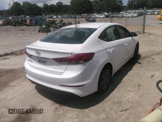 2018 Hyundai Elantra SEL z VIN 5NPD84LF5JH339083, wystawiony jako IAAI lot #42160287 z przebiegiem 108 161 mil mil oraz . Historia ofert i sprzedaży dostępna na DreamBid. Obrazek 4.