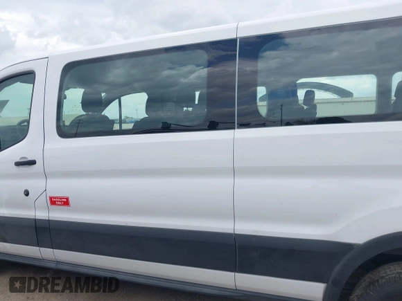 2024 Ford Transit Passenger XL с VIN 1FBAX2Y89RKA83438, выставлен на аукционе IAAI как лот 42670393 с пробегом 29 227 миль миль и . История ставок и продаж доступна на DreamBid. Изображение 13.