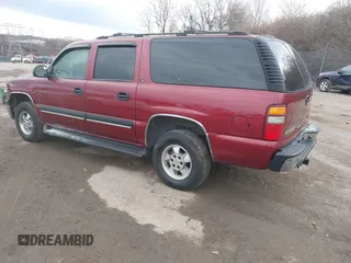 2001 Chevrolet Suburban LS with VIN 1GNEC16T01J280011, listed as a IAAI auction lot 41503436 with 1 mi miles. Bid and sale history available at carsss.com. Image 3.
