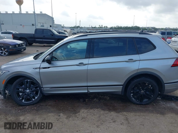 2022 Volkswagen Tiguan SE R-Line Black с VIN 3VVCB7AX6NM075609, выставлен на аукционе IAAI как лот 42156893 с пробегом 189 280 миль миль и . История ставок и продаж доступна на DreamBid. Изображение 14.