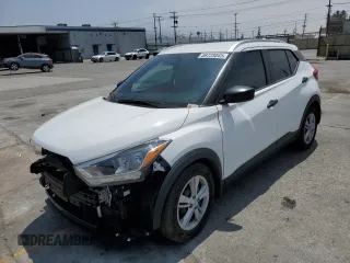 2018 Nissan Kicks S with VIN 3N1CP5CU8JL544984, listed as a Copart auction lot 59723045 with 57,841 mi miles and Salvage title. Bid and sale history available at DreamBid. Image 1.
