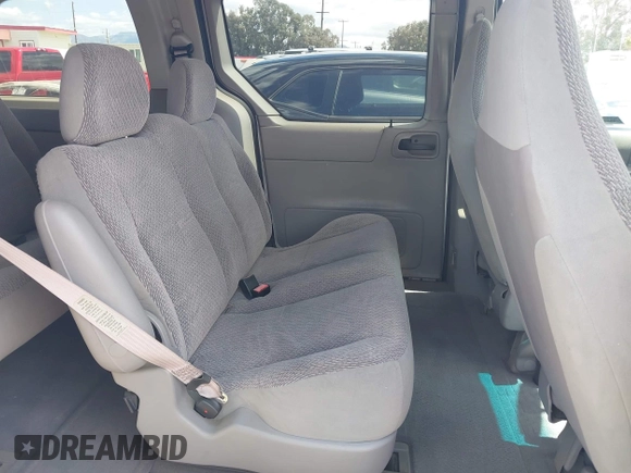 2002 Ford Windstar LX with VIN 2FMZA50452BA69560, listed as a IAAI auction lot 41915218 with 58,532 mi miles and . Bid and sale history available at carsss.com. Image 8.