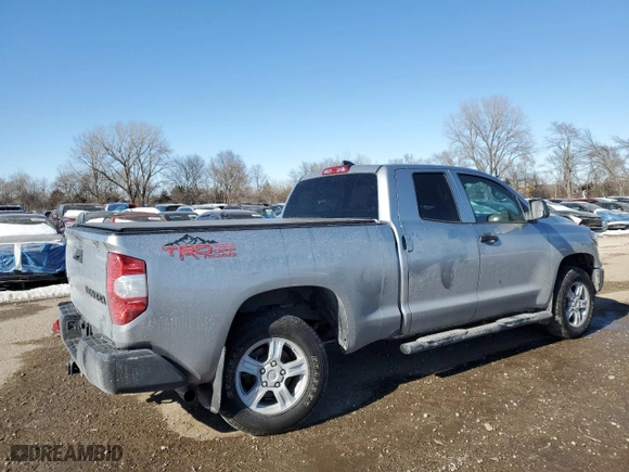 2020 Toyota Tundra 4WD SR with VIN 5TFUY5F13LX914827, listed as a Copart auction lot 46171575 with 44,740 mi miles and Salvage Title. Bid and sale history available at carsss.com. Image 3.