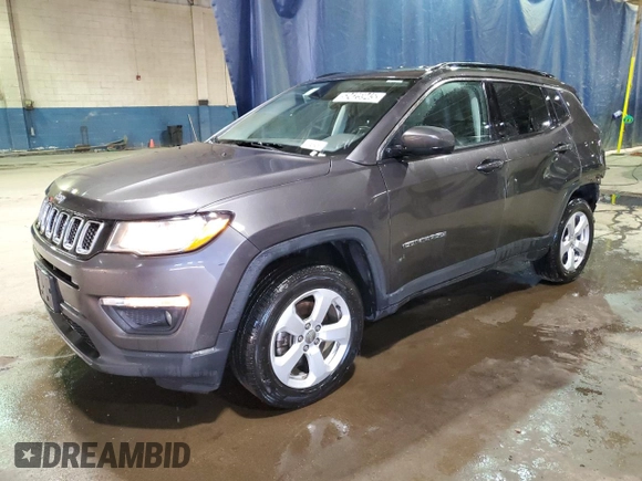 2020 Jeep Compass Latitude with VIN 3C4NJDBB9LT117513, listed as a Copart auction lot 52425945 with 111,824 mi miles and Clean Title. Bid and sale history available at carsss.com. Image 1.