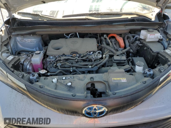 2022 Toyota Sienna XLE Woodland Edition with VIN 5TDASKFC1NS057260, listed as a Copart auction lot 67475584 with 59,396 mi miles and Salvage Title. Bid and sale history available at carsss.com. Image 12.