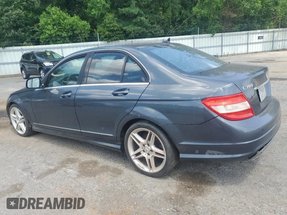 2008 Mercedes-Benz C 300 Sport с VIN WDDGF54X78R024018, выставлен на аукционе Copart как лот 61399715 с пробегом 175 986 миль миль и Списание • Salvage title. История ставок и продаж доступна на DreamBid. Изображение 2.