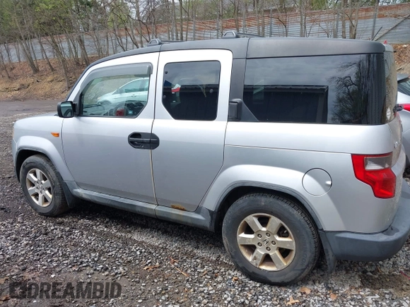 2010 Honda Element EX with VIN 5J6YH2H72AL003419, listed as a IAAI auction lot 42128138 with 134,109 mi miles and . Bid and sale history available at DreamBid. Image 14.