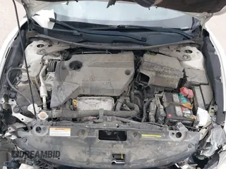 2018 Nissan Altima SR with VIN 1N4AL3AP3JC290863, listed as a IAAI auction lot 41933628 with 121,771 mi miles and . Bid and sale history available at carsss.com. Image 17.