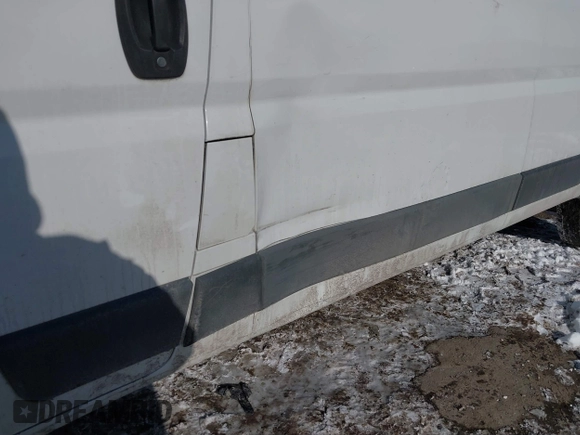 2017 Ram ProMaster Cargo with VIN 3C6TRVDG5HE532880, listed as a IAAI auction lot 41386942 with 129,348 mi miles and . Bid and sale history available at carsss.com. Image 6.