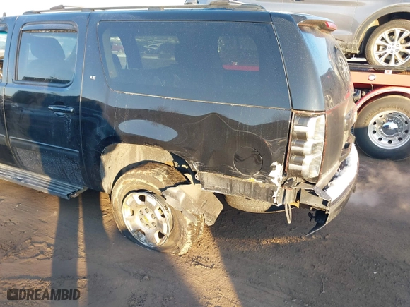 2013 Chevrolet Suburban LT with VIN 1GNSKJE78DR347079, listed as a IAAI auction lot 41404605 with 170,274 mi miles. Bid and sale history available at carsss.com. Image 6.