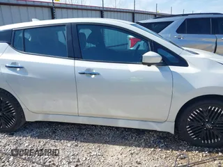 2023 Nissan LEAF SV Plus z VIN 1N4CZ1CV3PC553045, wystawiony jako IAAI lot #41998867 z przebiegiem 38 550 mil mil oraz . Historia ofert i sprzedaży dostępna na DreamBid. Obrazek 13.