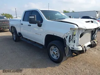 2021 Chevrolet Silverado 2500HD Work Truck with VIN 1GC2YLE73MF250957, listed as a IAAI auction lot 41168905 with 45,797 mi miles. Bid and sale history available at carsss.com. Image 1.