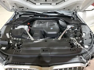 2024 BMW 5 Series 530i xDrive with VIN WBA53FJ01RCS75402, listed as a Copart auction lot 88289285 with 8,802 mi miles and Salvage Title. Bid and sale history available at carsss.com. Image 11.