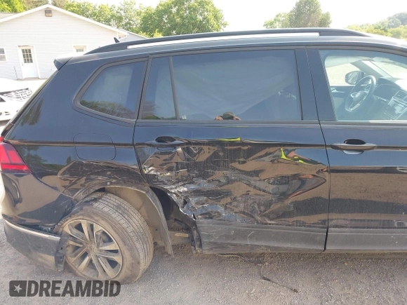 2024 Volkswagen Tiguan S с VIN 3VVFB7AX0RM048747, выставлен на аукционе IAAI как лот 42392509 с пробегом 9 130 миль миль и . История ставок и продаж доступна на DreamBid. Изображение 6.