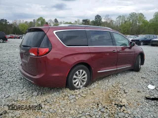 2018 Chrysler Pacifica Touring L z VIN 2C4RC1BG5JR214133, wystawiony jako Copart lot #52421705 z przebiegiem 76 554 mil mil oraz Szkody całkowita. Historia ofert i sprzedaży dostępna na DreamBid. Obrazek 3.
