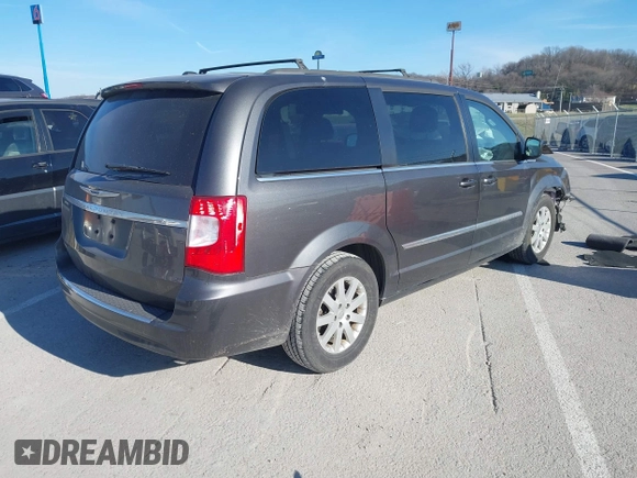2016 Chrysler Town & Country Touring with VIN 2C4RC1BG0GR295907, listed as a IAAI auction lot 41254364 with 153,654 mi miles. Bid and sale history available at carsss.com. Image 4.