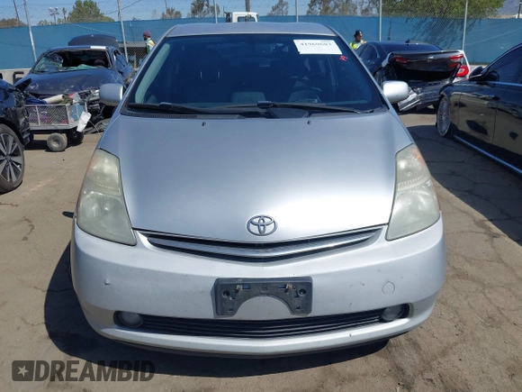2008 Toyota Prius with VIN JTDKB20U687786214, listed as a IAAI auction lot 41969683 with 403,350 mi miles and . Bid and sale history available at carsss.com. Image 12.
