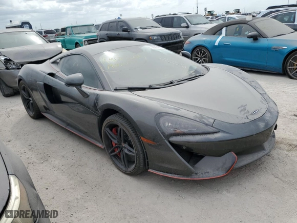 2017 McLaren 570S with VIN SBM13DAAXHW003255, listed as a Copart auction lot 76261244 with 0 mi miles and Salvage Title. Bid and sale history available at carsss.com. Image 4.