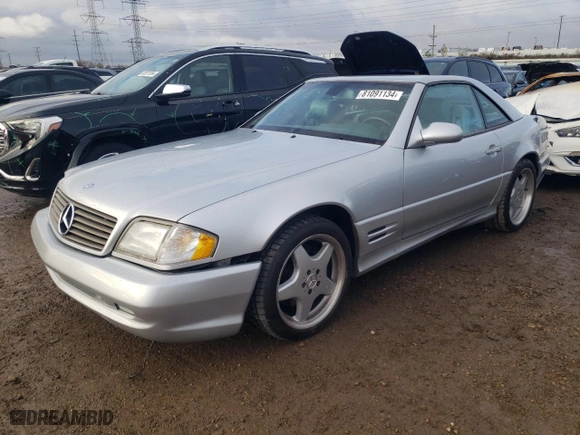 2001 Mercedes-Benz SL-Class with VIN WDBFA68F11F200773, listed as a Copart auction lot 81091134 with 0 mi miles and Salvage Title. Bid and sale history available at carsss.com. Image 1.