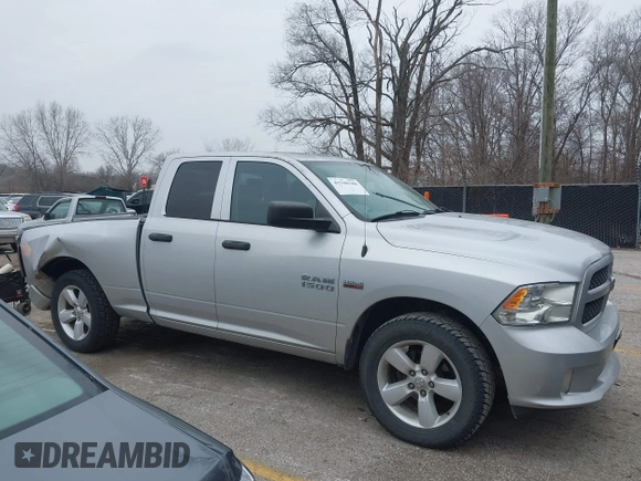 2015 Ram 1500 Express z VIN 1C6RR7FT8FS617657, wystawiony jako IAAI lot #41548188 z przebiegiem 144 050 mil mil oraz . Historia ofert i sprzedaży dostępna na DreamBid. Obrazek 13.