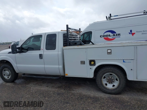 2013 Ford F-350 XL with VIN 1FD7X3A64DEA35949, listed as a IAAI auction lot 40693459 with 244,259 mi miles and . Bid and sale history available at DreamBid. Image 14.