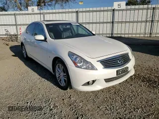 2015 Infiniti Q40 with VIN JN1CV6AP5FM503735, listed as a Copart auction lot 81282974 with 118,402 mi miles and Salvage Title. Bid and sale history available at carsss.com. Image 11.