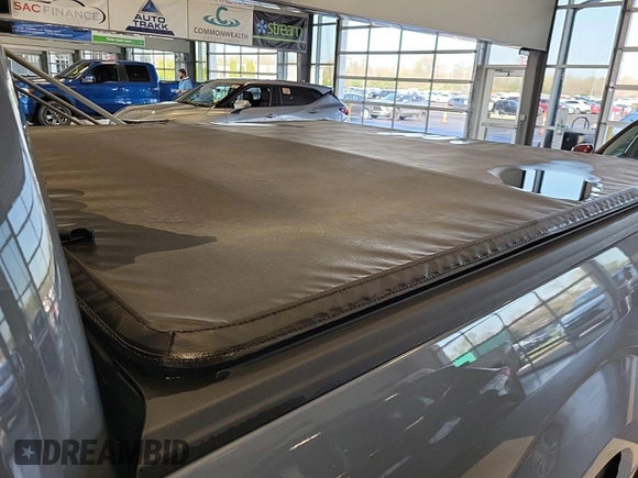 2019 Ford F-150 XL z VIN 1FTEW1EP0KFB61089, wystawiony jako IAAI lot #42404033 z przebiegiem 111 509 mil mil oraz . Historia ofert i sprzedaży dostępna na DreamBid. Obrazek 1.