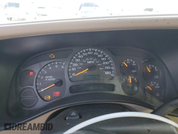 2004 Chevrolet Suburban Z71 with VIN 3GNFK16Z84G196603, listed as a Copart auction lot 45310915 with 0 mi miles and Salvage Title. Bid and sale history available at carsss.com. Image 9.