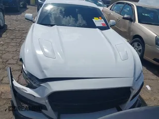 2015 Ford Mustang GT z VIN 1FA6P8CF7F5423051, wystawiony jako IAAI lot #42142850 z przebiegiem 105 879 mil mil oraz . Historia ofert i sprzedaży dostępna na DreamBid. Obrazek 12.