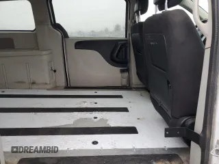 2015 Ram Cargo Van Tradesman with VIN 2C4JRGAG0FR679605, listed as a Copart auction lot 82867914 with 301,312 mi miles and Salvage Title. Bid and sale history available at carsss.com. Image 11.