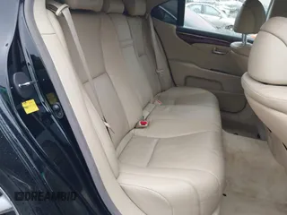 2007 Lexus LS 460 with VIN JTHBL46F175023561, listed as a IAAI auction lot 40870832 with 237,969 mi miles and . Bid and sale history available at DreamBid. Image 8.