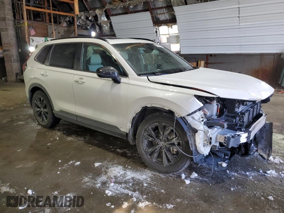 2025 Honda CR-V Sport Touring with VIN 2HKRS6H92SH808718, listed as a Copart auction lot 45447295 with 832 mi miles and Salvage Title. Bid and sale history available at DreamBid. Image 4.