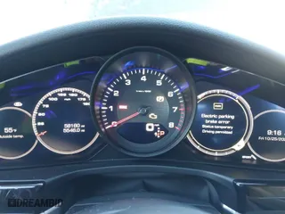 2019 Porsche Panamera with VIN WP0AA2A79KL100074, listed as a IAAI auction lot 40691889 with 58,160 mi miles. Bid and sale history available at carsss.com. Image 7.