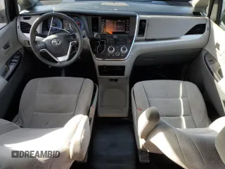 2018 Toyota Sienna L with VIN 5TDZZ3DC9JS910733, listed as a Copart auction lot 87875975 with 113,125 mi miles and Clean Title. Bid and sale history available at DreamBid. Image 8.