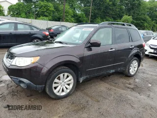 2013 Subaru Forester X Premium with VIN JF2SHADC9DH435961, listed as a Copart auction lot 60084235 with 138,217 mi miles and Clean title. Bid and sale history available at DreamBid. Image 1.